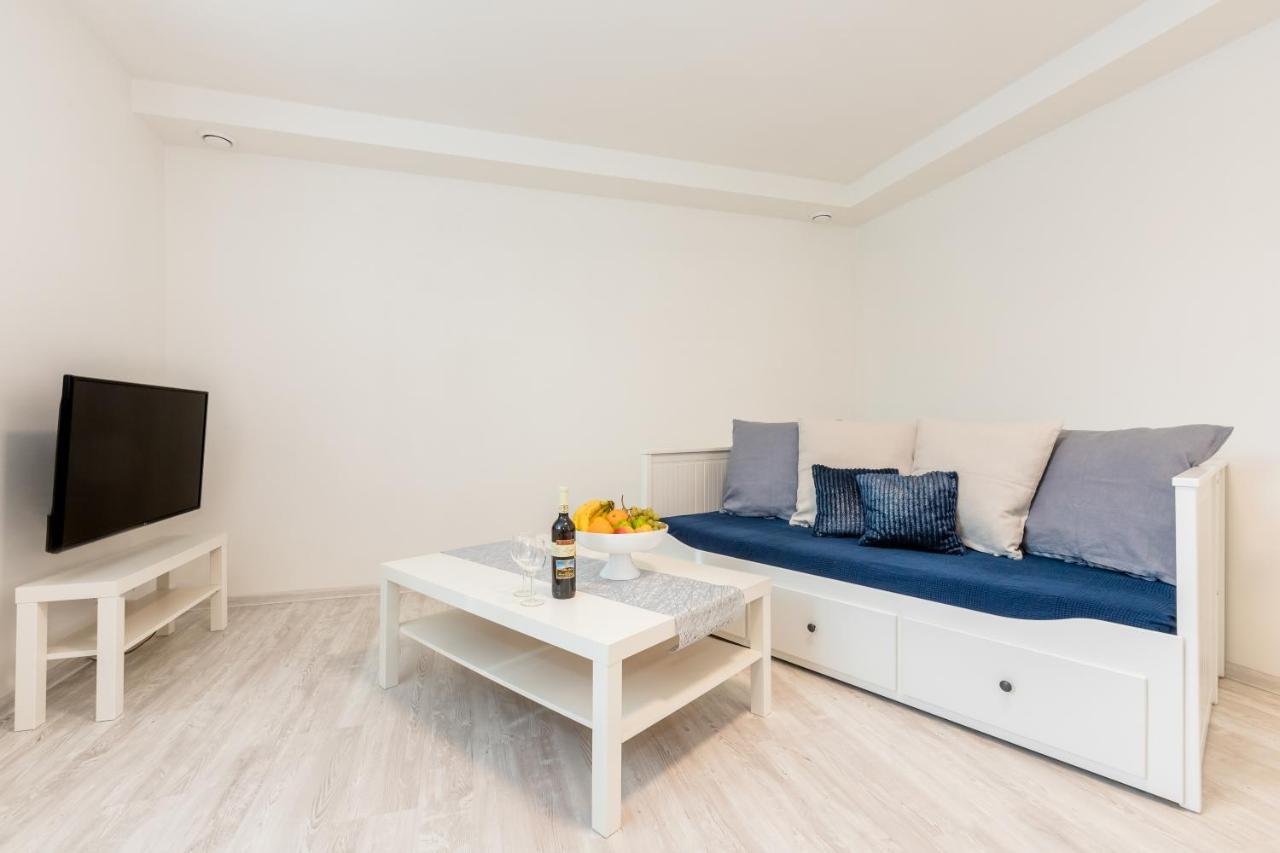 Apartmány Jedovary Trhové Sviny Exterior foto